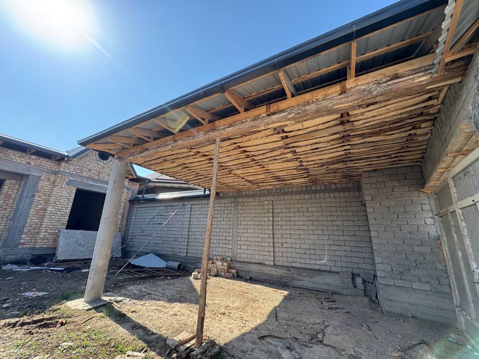 Uchska sotiladi 4 sotix