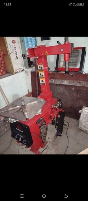 дамкрат ва разбартовкалага эхтиёт қисмлари  бор ундан ташқари ремонт