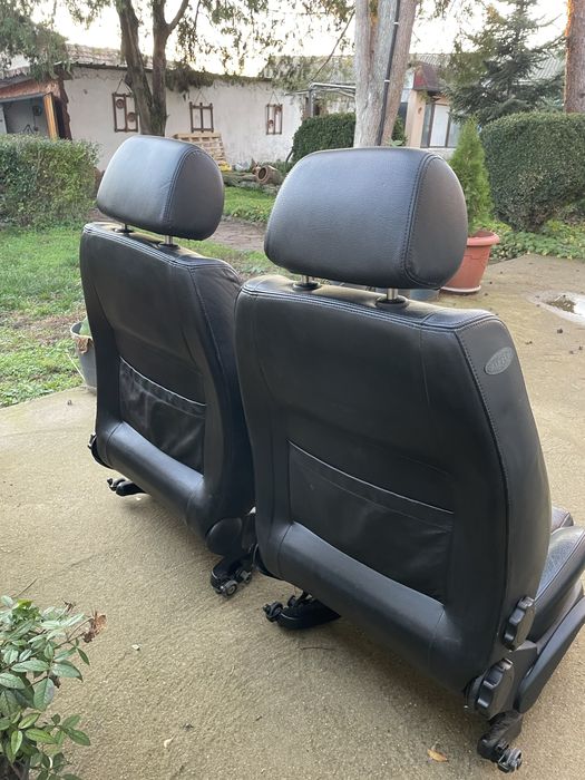 Кожени седалки Golf 4 комби