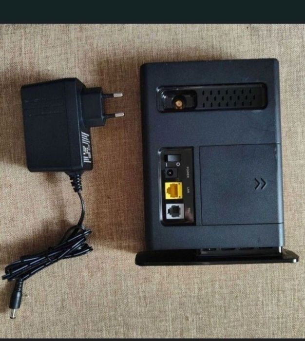 Huawei E5172 LTE CPE 4G Digi Sim router-decodat