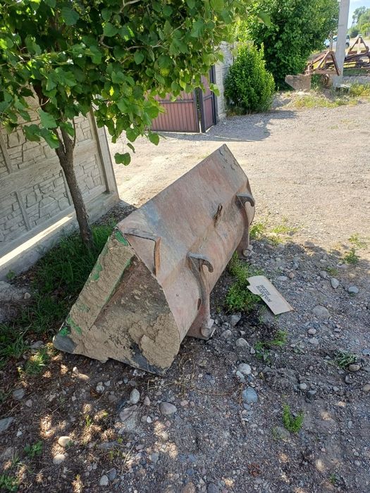 Продам трактор мтз