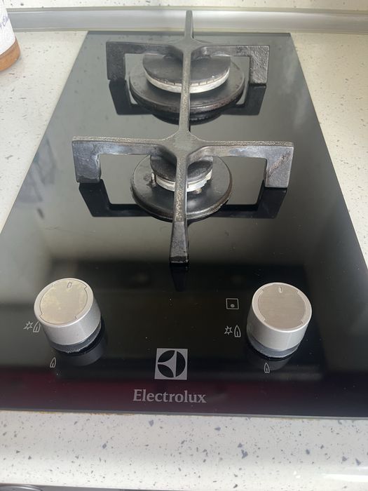 Плоча с газови котлони Electrolux