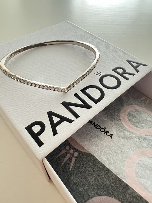 Pandora Твърда гривна Мечта