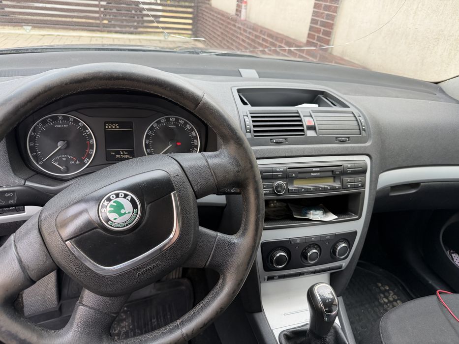Vând Skoda Octavia 2011