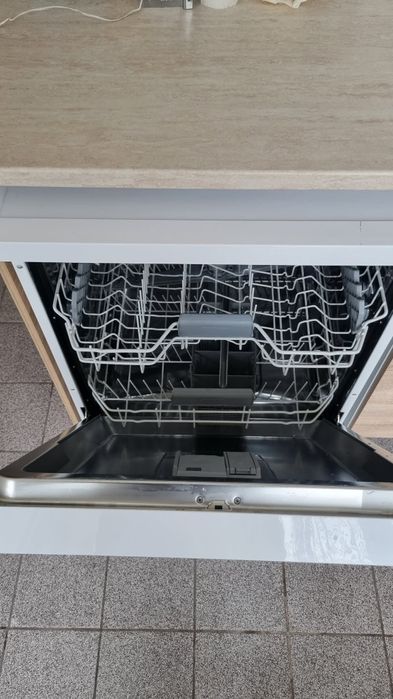 Съдомиялна SHARP