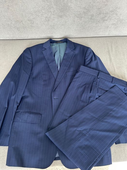 Продам мужской костюм