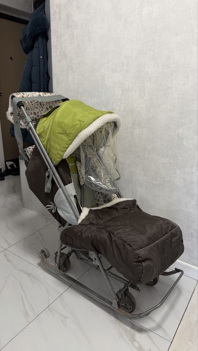 Срочно продам санки-коляску