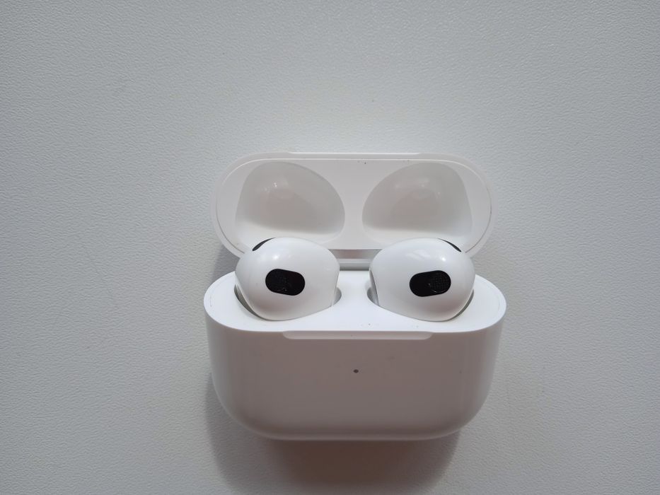 Apple AirPods 3 + Apple AirPods pro 3