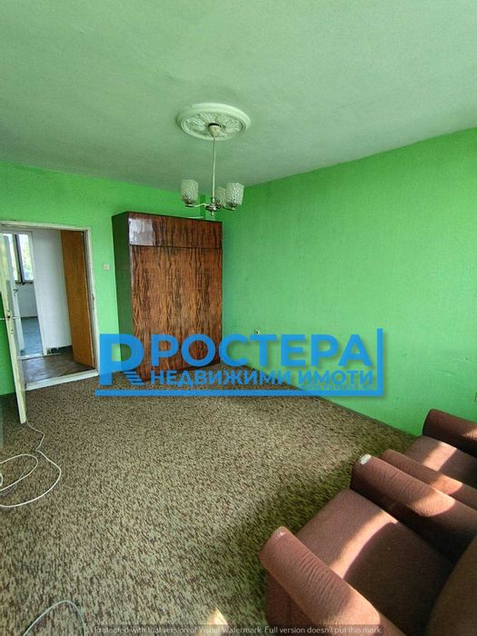Продава се Тристаен апартамент в Търговище, Център - 81 кв.м за 963 €/кв.м - Снимка #5