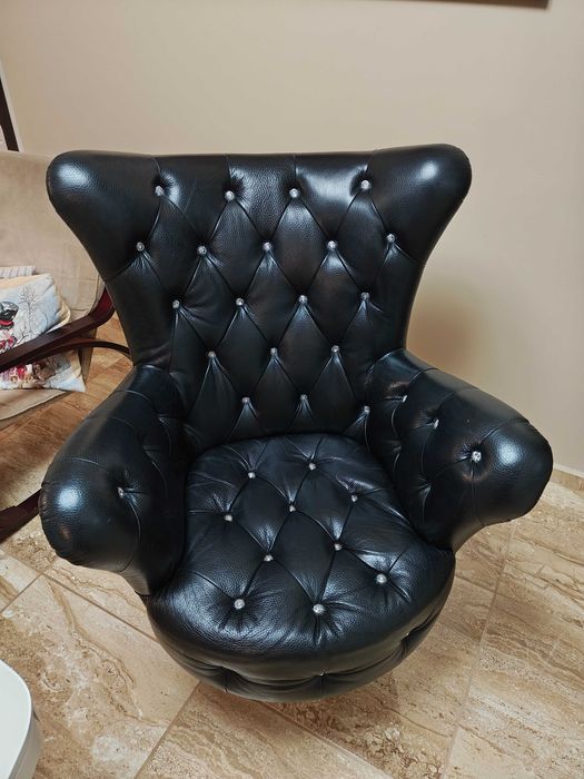 Фотьойл с камъни Сваровски