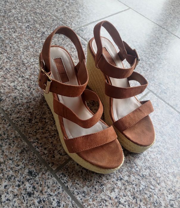 Sandale Forever 21 cu platforma