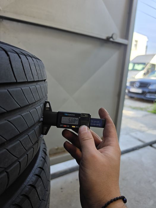 4 Броя 195/60/18 Michelin 2x5,8mm 2x5,5mm 24dot