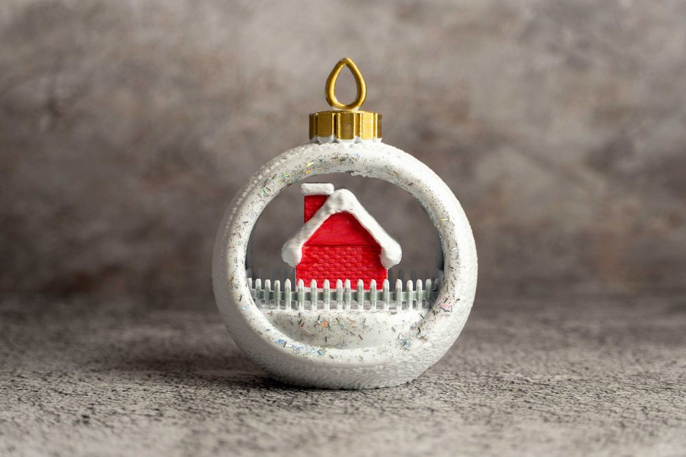 Оригинальные новогодние игрушки