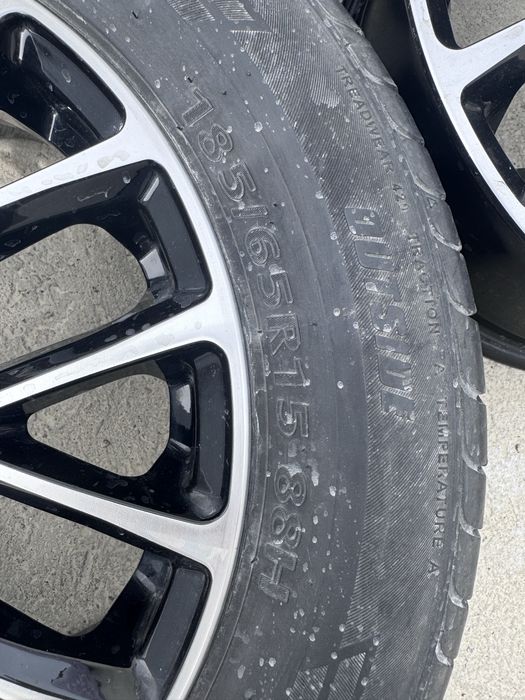 Диски r15 на Kia и 2 покрышки