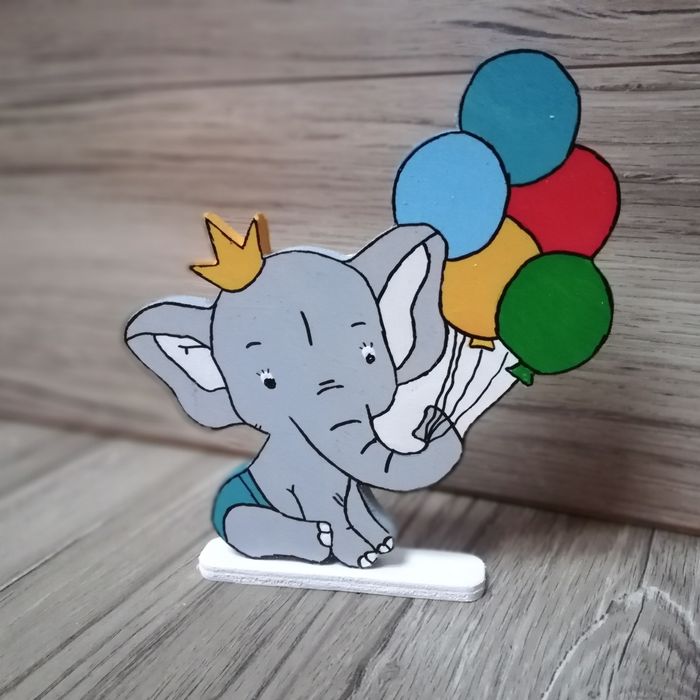 Litere decorative din lemn