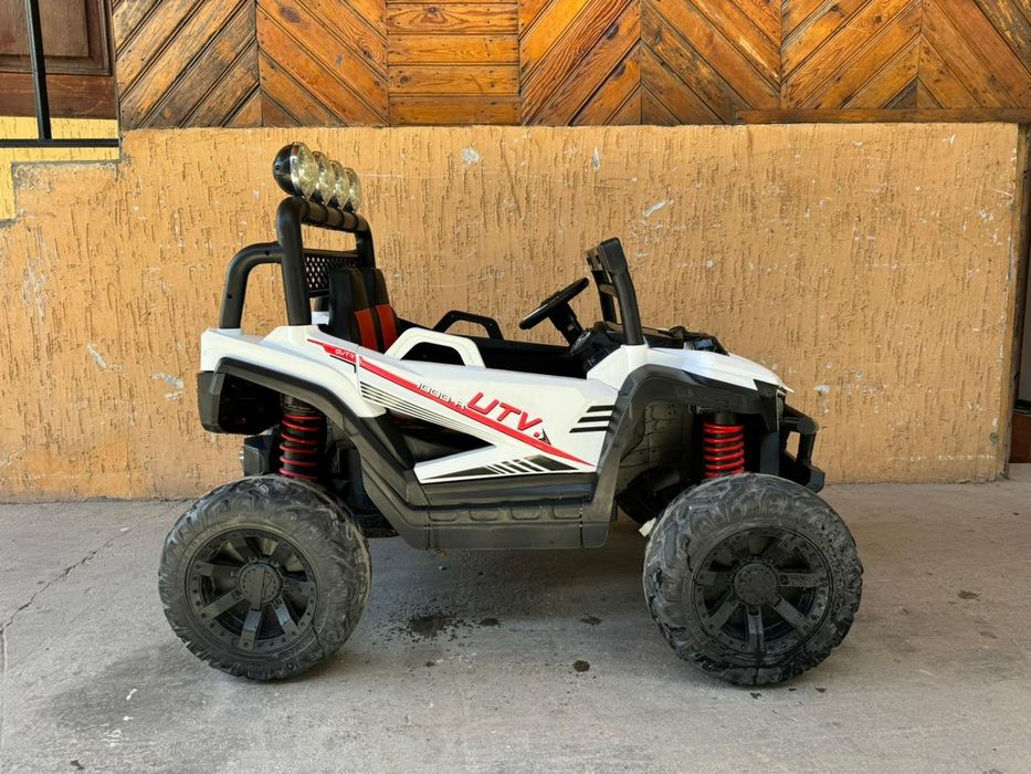 Электромобиль детский