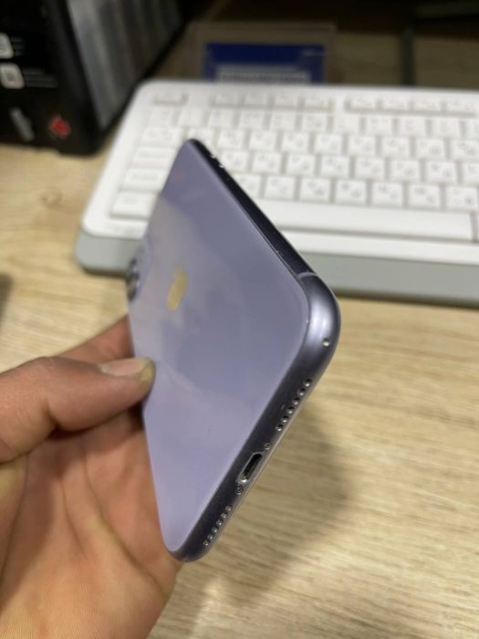 Sotiladi iphone 11