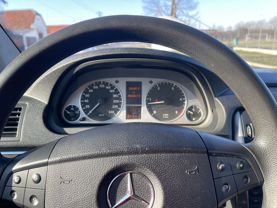 Mercedes-Benz B class