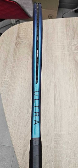 Продавам тенис ракета Wilson Ultra V4