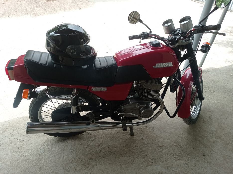 Ява мотоцикли сотилади, апкатквда бемалол келиб куришингиз мумкун.