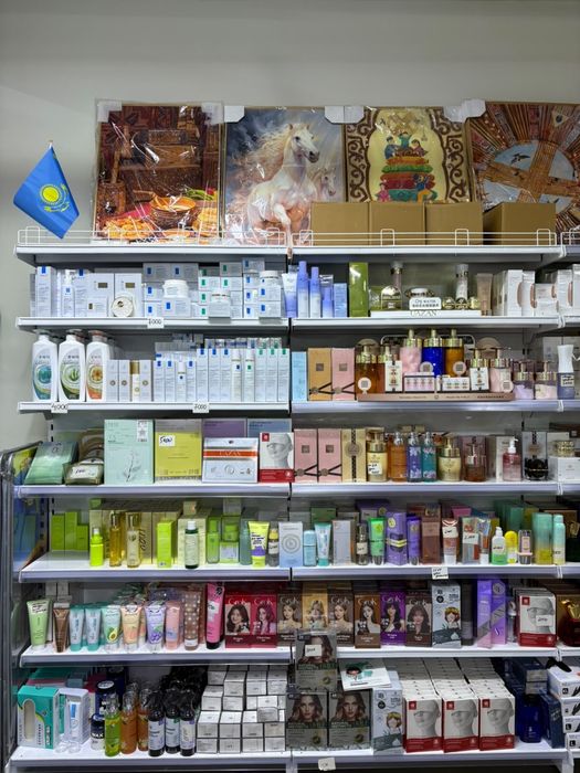 Продам  полки для магазина