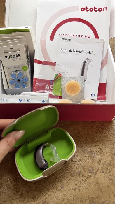 Слухов апарат Phonak Naída L-UP – отлично състояние, пълен комплект