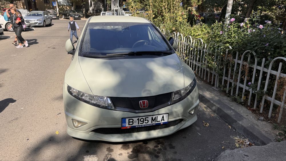 HONDA Civic 2011 — imagine 2