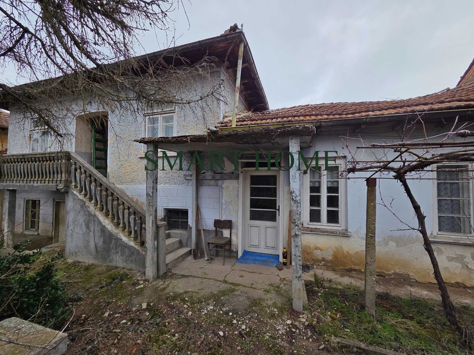 Двуетажна къща в с. Стамболово!