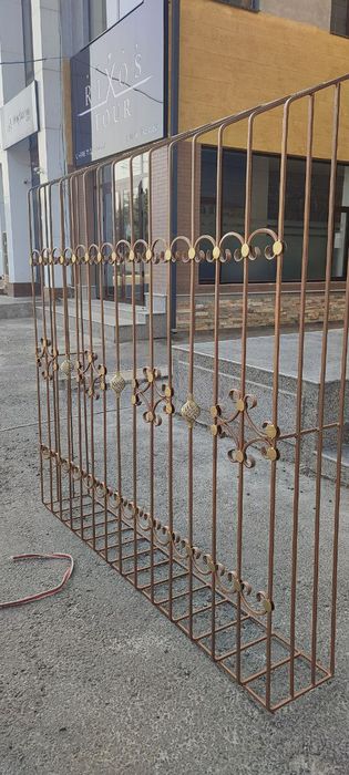 Reshotka naves perila darvoza spalni kozirok avtonaves