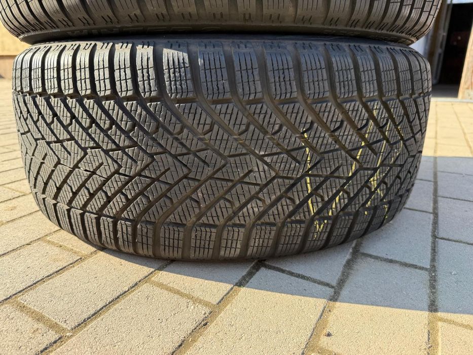 Anvelope 265 35 22 Pirelli 2025 ca Noi