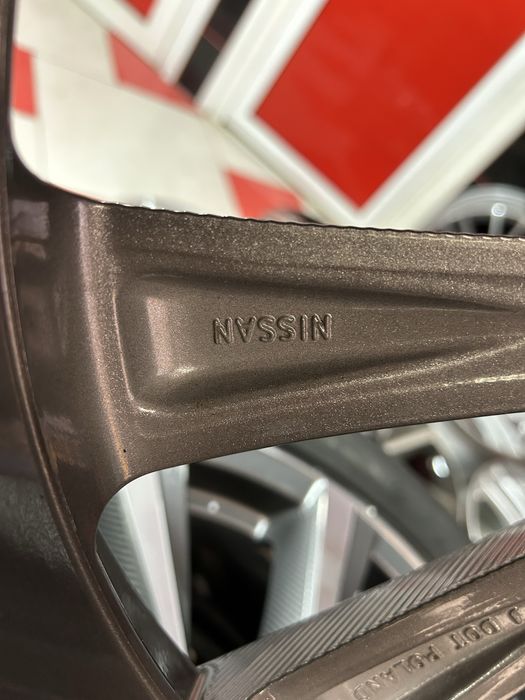 Джанти с Гуми 19 Цола 5х114.3 Nissan Qashqai Juke Renault Гуми 225/45/19 Dunlop