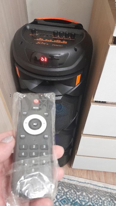 Продам колонки идеальном состояние самовывоз .