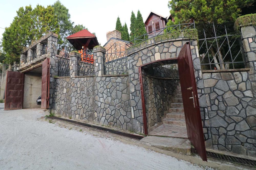 Vila case de vanzare in comarnic