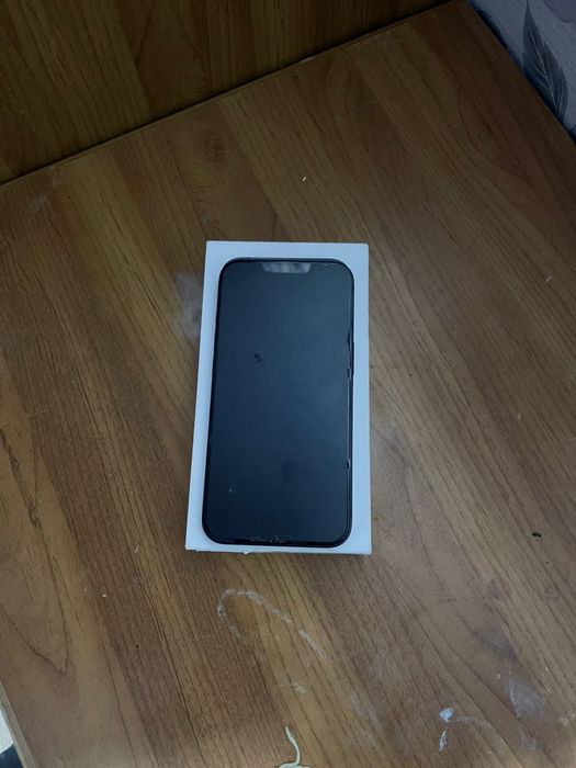 iPhone 13 с гарантией