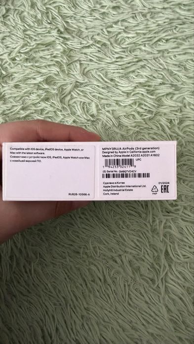 Apple AirPods (оригинал)