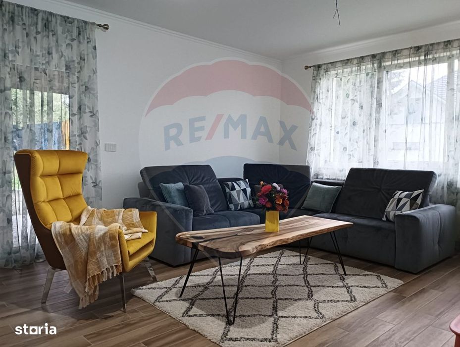 Casă / Vilă de vânzare pe str Mihai Pitei nr22 Radauti