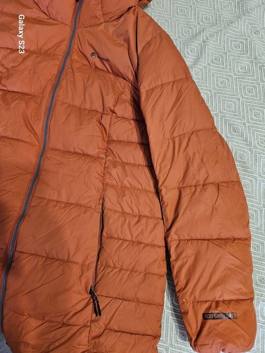 Продам куртку зимнюю Outventure