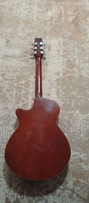 Продам гитару аккустическую