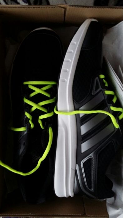 Adidasi barbati marca Adidas