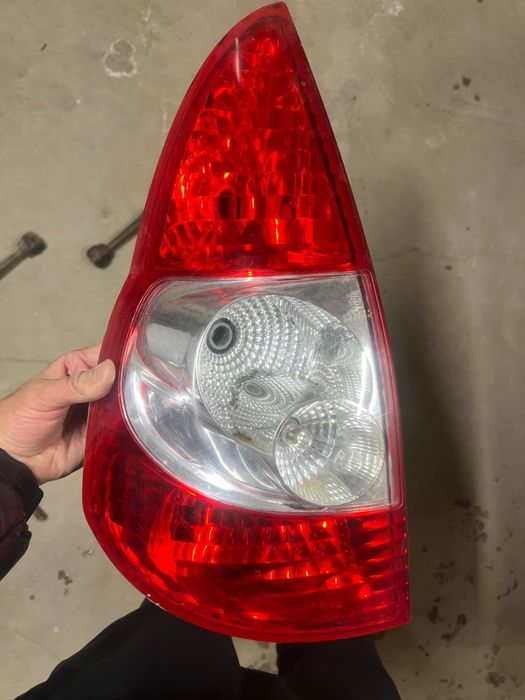 приора универсал фар задний