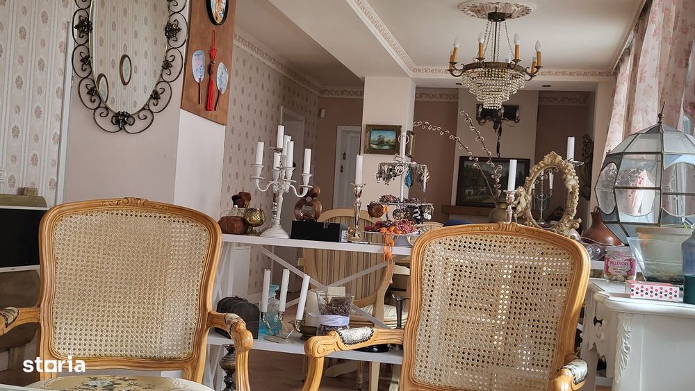 Proprietar - Casă spațioasă în centrul comunei Giarmata