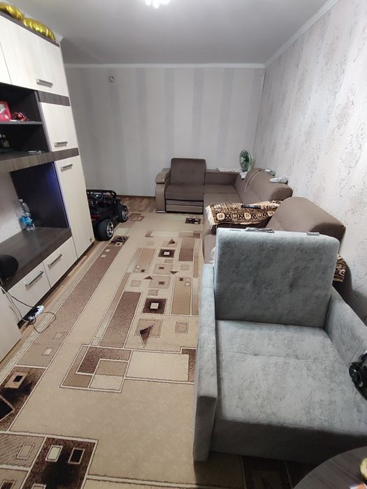 Продается 2-комн (5-20, 5 эт)