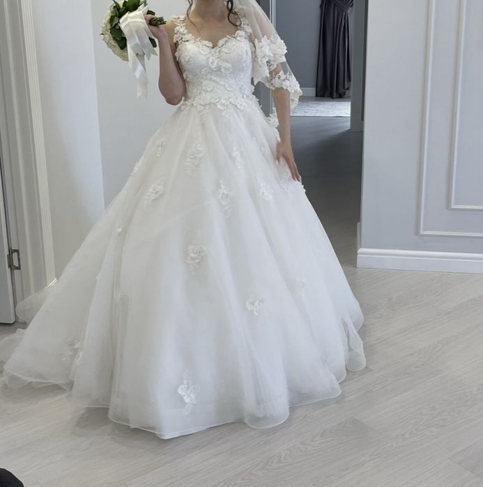 Продам свадебное платье в отличном состоянии