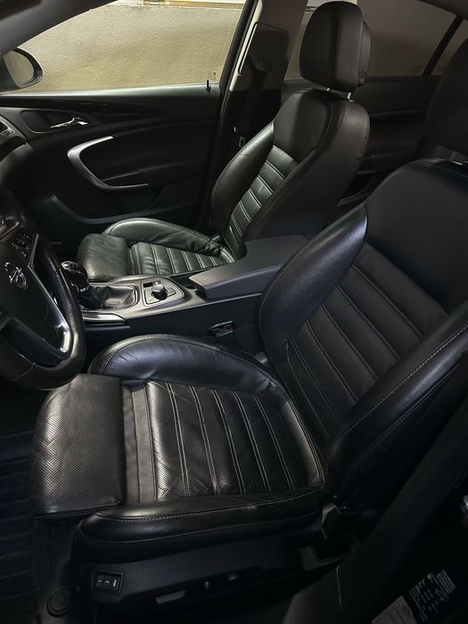 Se vinde opel insignia 2009/2010