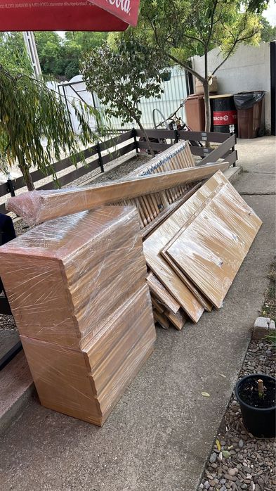 Pat matrimonial lemn cu prize si veioze