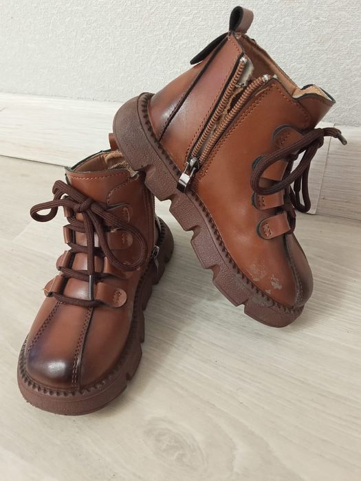 Детская обувь девочке и мальчику