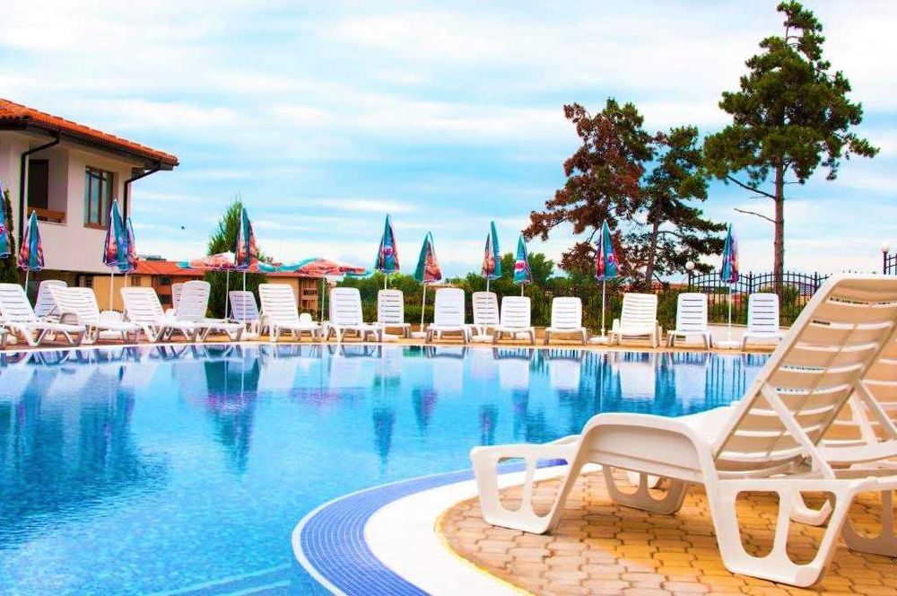 Продава се Двустаен апартамент в к.к. Слънчев бряг - 64 кв.м за 557 €/кв.м - Снимка #12