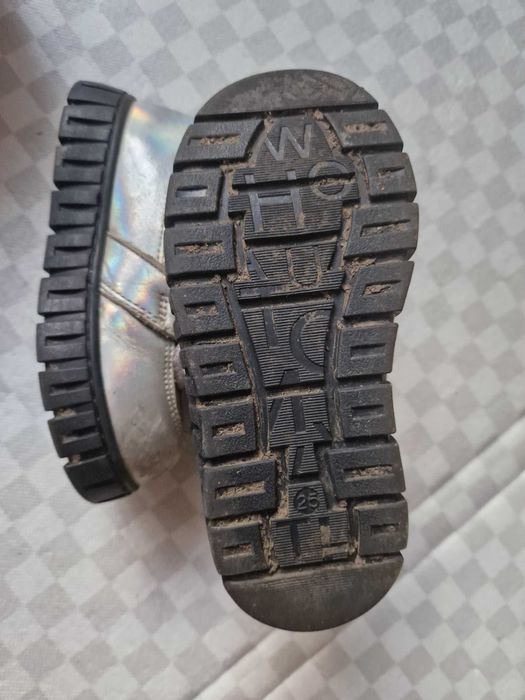 Детская обувь размер 23-25