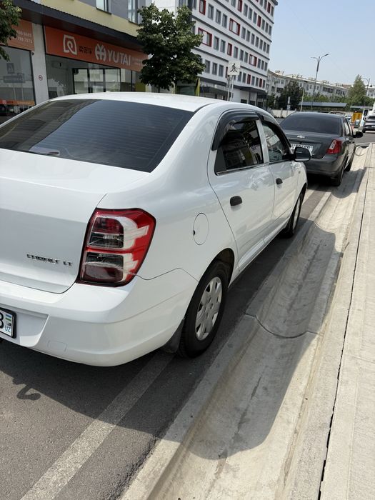 Chevrolet Cobalt 2020 — 5