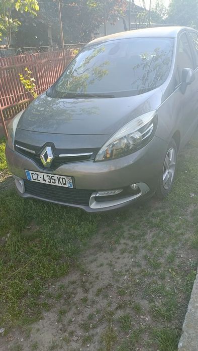 Renault Scenic Renault Scenic cu 2 sau 5 locuri